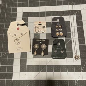 Silver and Gold Toned Jewelry Set G06 6627